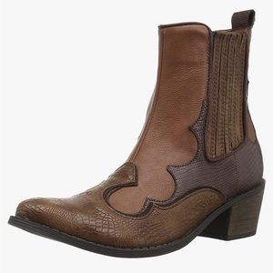 Coconuts by Matisse Women's Cavalier Ankle Bootie